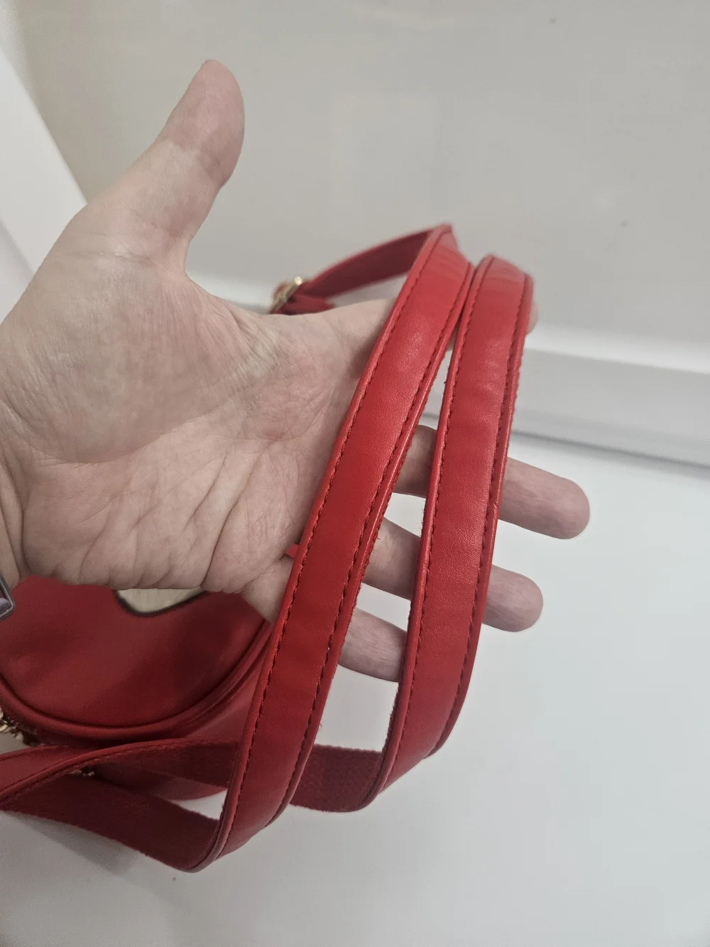 Beibaobao Red Faux Leather Crossbody Bag With Furry Cat Motif